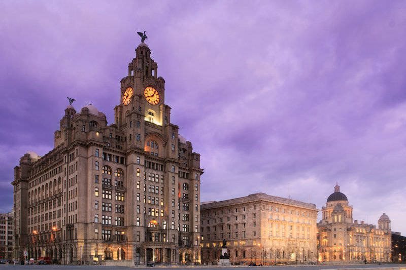 Liverpool Breaks- Liverpool Pier