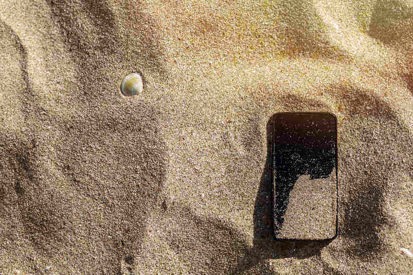 Tips for beach - sand off phone